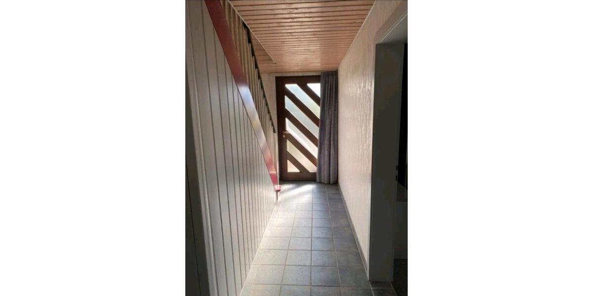 Doppelhaushälfte Backnang - 7 Zimmer, 175 m&sup2;, 330.000&euro; | Angebot:26803132