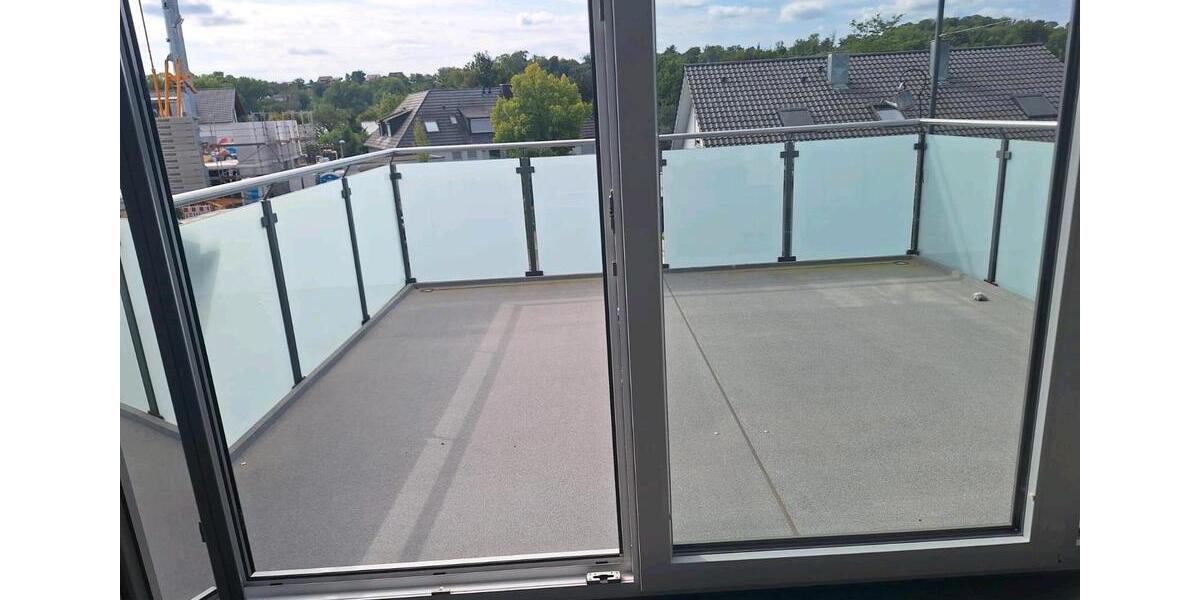 Dachgeschoßwohnung Oedheim - 4 Zimmer, 105 m&sup2;, 1.450&euro; | Angebot:26581385