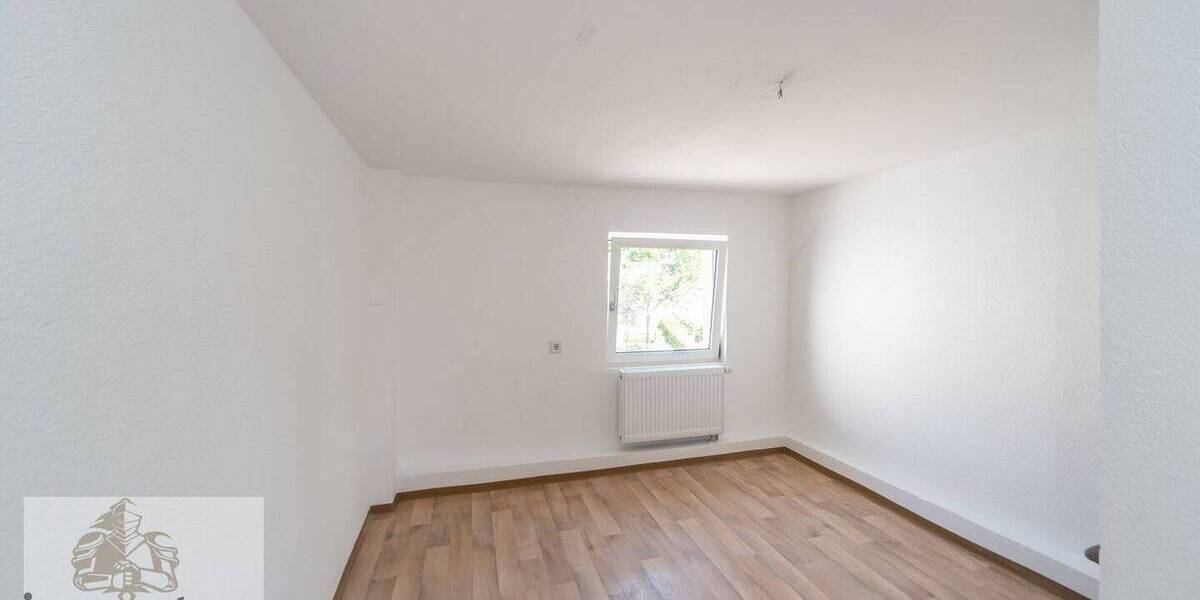Etagenwohnung Massenbachhausen - 5 Zimmer, 108 m&sup2;, 950&euro; | Angebot:26851709