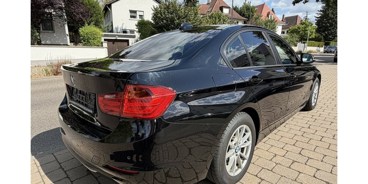 BMW 320 xDrive Limousine Automatik Head-Up Navi 297.000 km 6.990 &euro; Neckarsulm 74172