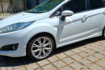 Ford Fiesta 130.000 km 4.490 &euro; Neckarsulm 74172