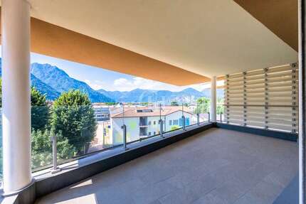 Wohnung zum Kaufen in Pisogne 781.000 € 205 m²