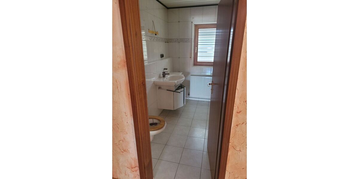 schöne ruhig gelegene 2,5 Zi. DG Maisonette Whg. - Maisonettenwohnung Talheim | Angebot:26764956