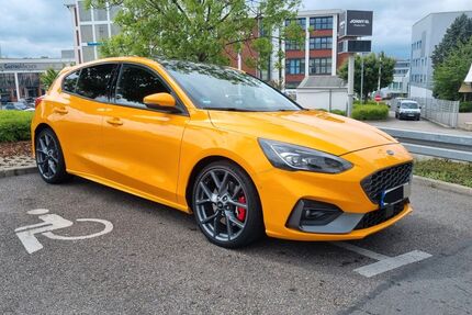 Ford Focus 109.350 km 19.490 € Großbottwar 71723