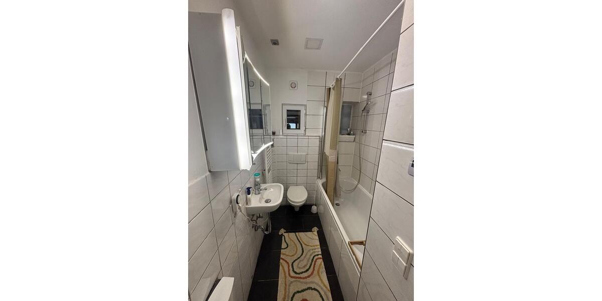 Etagenwohnung Asperg - 3 Zimmer, 62 m&sup2;, 1.150&euro; | Angebot:25551126