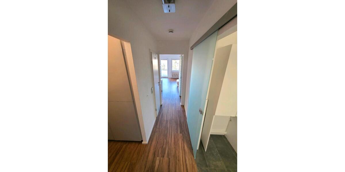 Möblierte 2-Zimmer-Wohnung mit Balkon & traumhafter Aussicht 2 zimmer