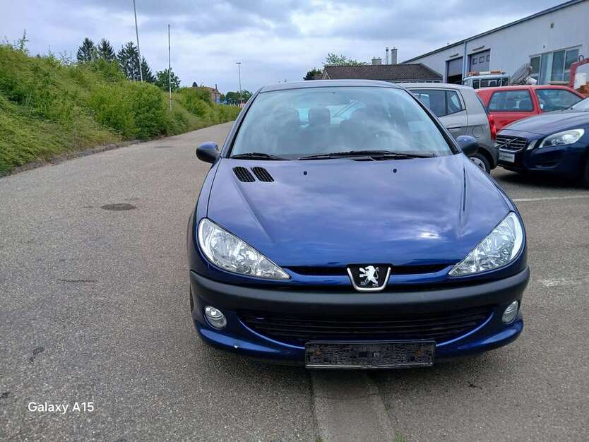 Peugeot 206 67.000 km 2.900 € Eppingen 75031