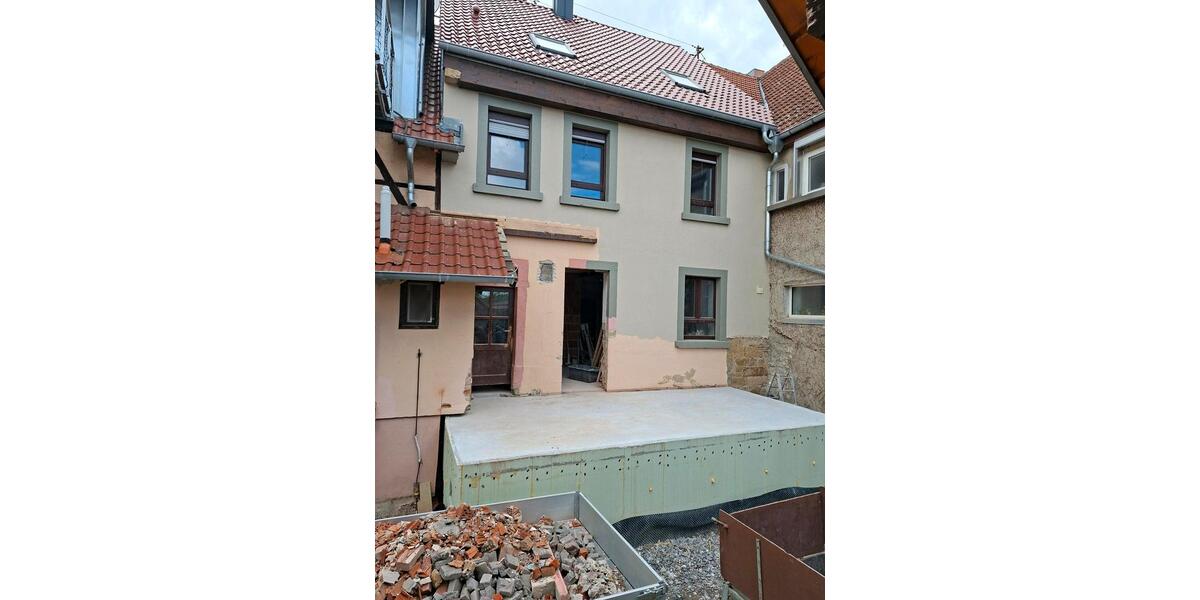 Bauernhaus, Landhaus Billigheim - 5 Zimmer, 168 m&sup2;, 1.600&euro; | Angebot:25803243