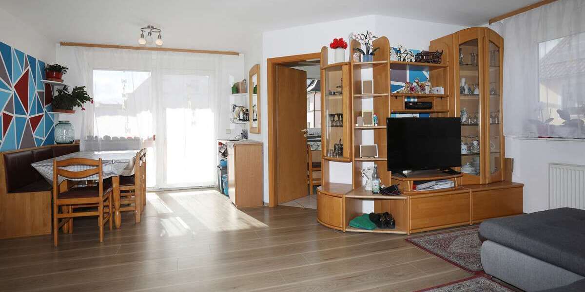 Etagenwohnung Kirchheim am Neckar - 3 Zimmer, 71 m&sup2;, 215.000&euro; | Angebot:26096861