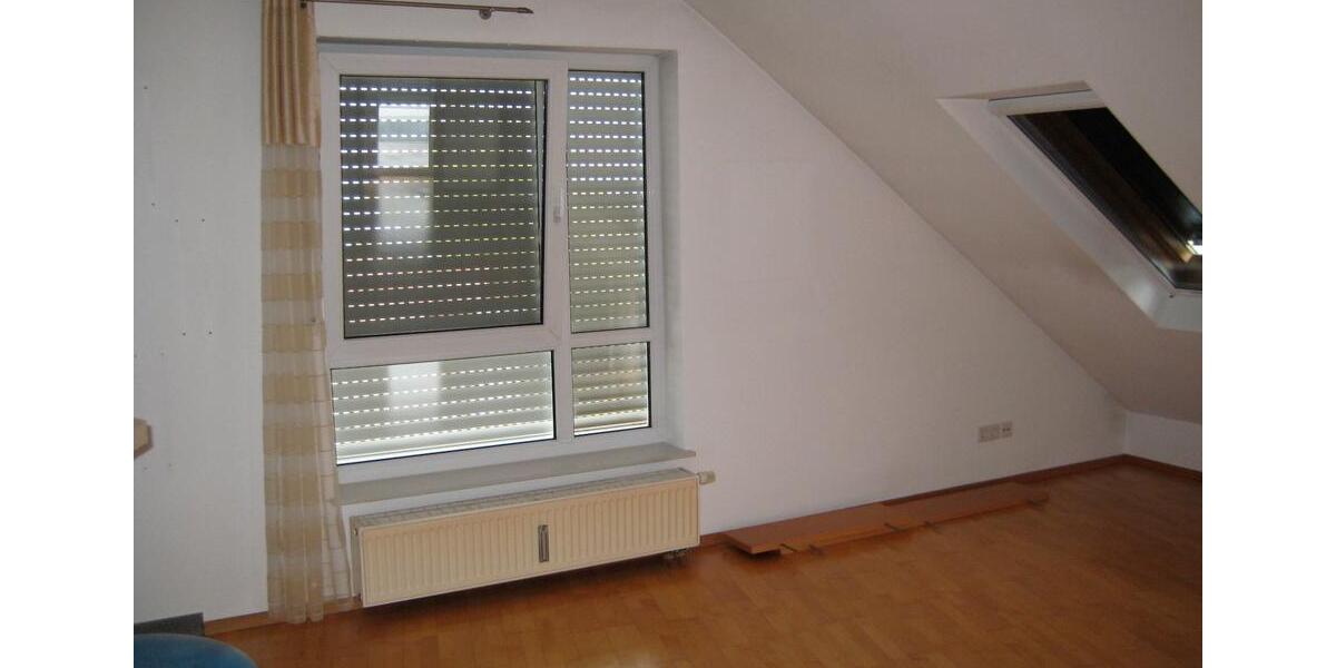 Dachgeschoßwohnung Leingarten - 3.5 Zimmer, 78 m&sup2;, 359.000&euro; | Angebot:26125799
