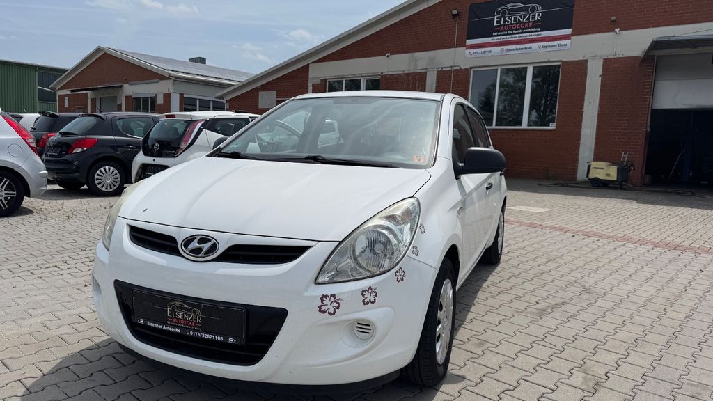 Hyundai i20 176.966 km 2.999 € Eppingen 75031