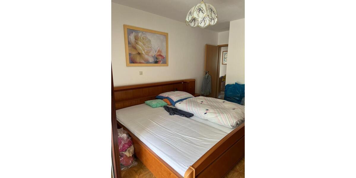 3-Zimmer-Wohnung in MarkgröningenLB mit EBK und STKeller 3 zimmer