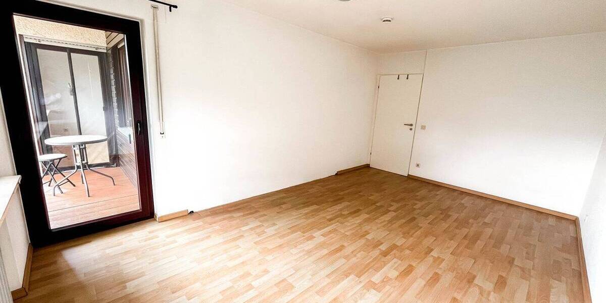 Helle Wohnung mit Balkon und Blick ins Grüne - Modernisiert und sofort bezugsfertig 4 zimmer