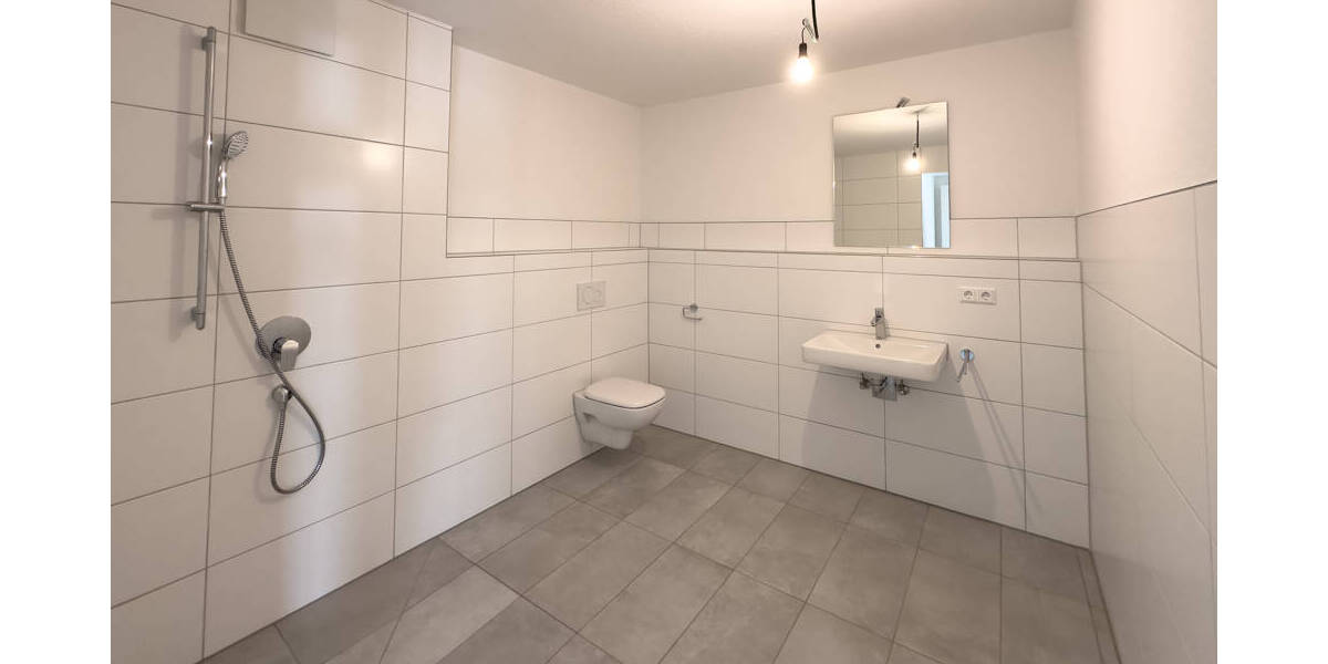 Etagenwohnung Güglingen - 2 Zimmer, 73 m&sup2;, 1.030&euro; | Angebot:26375906