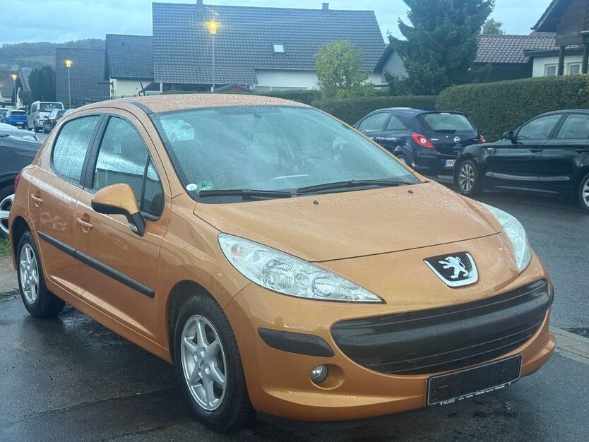 Peugeot 207 104.000 km 3.499 € Gundelsheim 74831