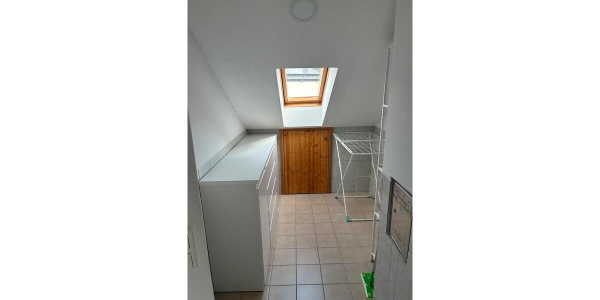 Dachgeschoßwohnung Pfedelbach - 1.5 Zimmer, 30 m&sup2;, 450&euro; | Angebot:26626714