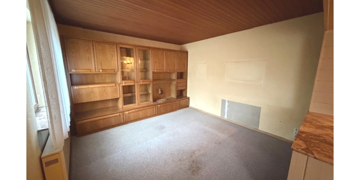 Einfamilienhaus mit Modernisierungsbedarf in zentraler Lage von Marbach - Einfamilienhaus Marbach am Neckar Marbach | Angebot:24976626