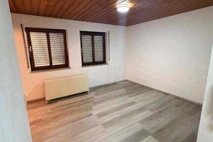 Wohnung Sersheim - 2 Zimmer, 40 m&sup2;, 650&euro; | Angebot:26615317