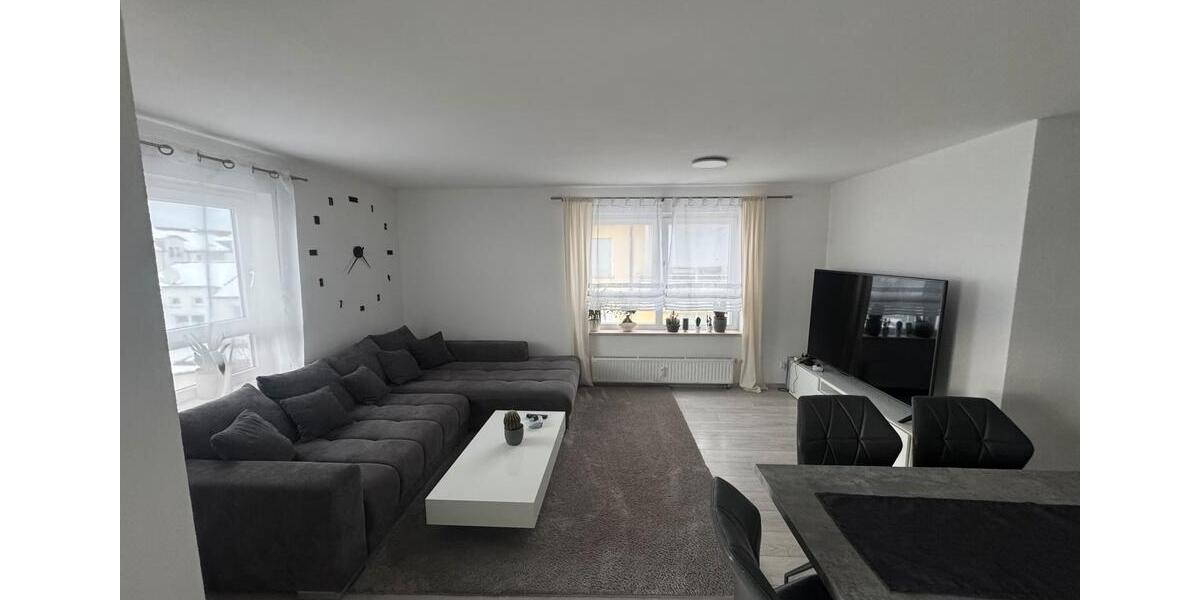 Sehr schöne 3-Zimmer-Wohnung mit Balkon & TG-Stellplatz 3 zimmer