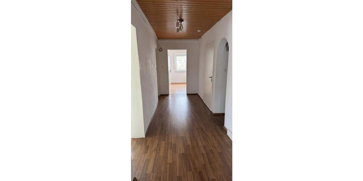 Etagenwohnung Güglingen - 4 Zimmer, 102 m&sup2;, 299.999&euro; | Angebot:26195957