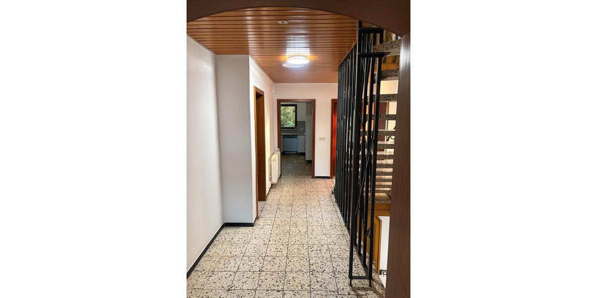 Einfamilienhaus Zweiflingen - 12 Zimmer, 220 m&sup2;, 598.112&euro; | Angebot:27503039