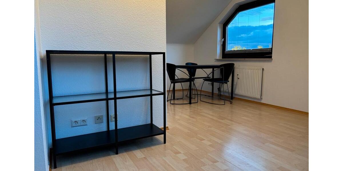 Dachgeschoßwohnung Heilbronn Horkheim - 1.5 Zimmer, 25 m&sup2;, 580&euro; | Angebot:26276886