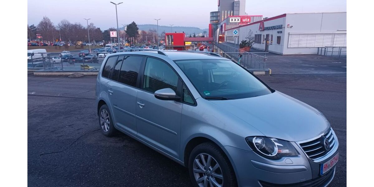 VW Touran 190.000 km 3.300 &euro; Heilbronn 74080