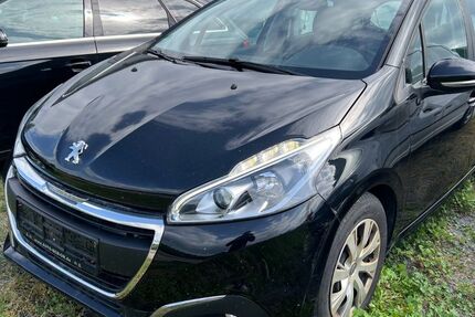 Peugeot 208 80.000 km 6.900 € Neuenstadt 74196