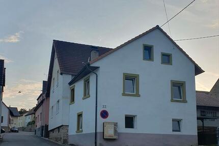 Haus Eppingen - 3.5 Zimmer, 97 m&sup2;, 175.000&euro; | Angebot:24638346