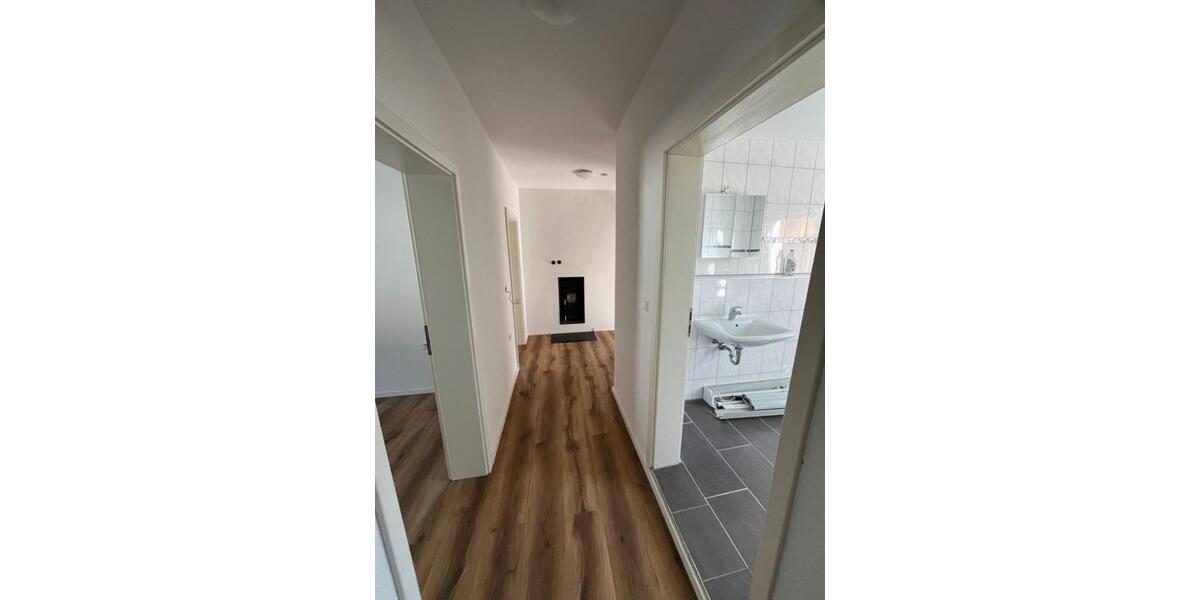 Einfamilienhaus Pfaffenhofen - 6 Zimmer, 200 m&sup2;, 1.750&euro; | Angebot:24700311
