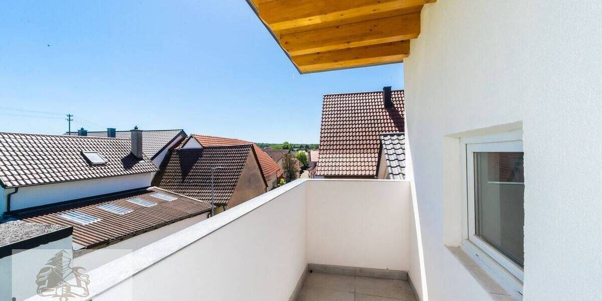 Etagenwohnung Massenbachhausen - 5 Zimmer, 108 m&sup2;, 950&euro; | Angebot:26851709