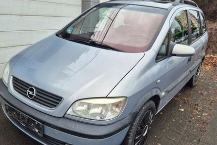 Opel Zafira 184.500 km 750 &euro; Backnang 71522