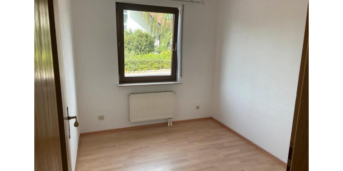 Etagenwohnung Gundelsheim - 4 Zimmer, 71 m&sup2;, 280.000&euro; | Angebot:26149031