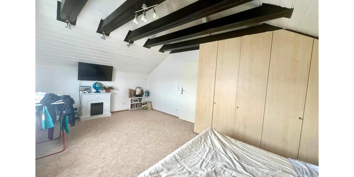 Dachgeschoßwohnung Steinheim an der Murr - 2.5 Zimmer, 55 m&sup2;, 175.000&euro; | Angebot:26837404