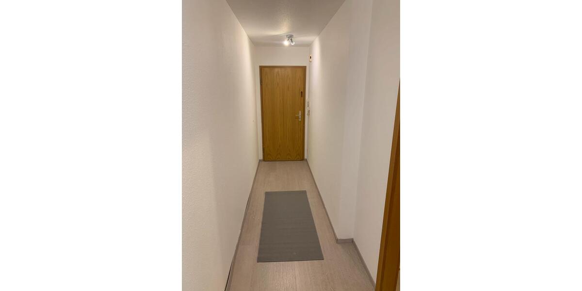 Dachgeschoßwohnung Obersulm - 1.5 Zimmer, 35 m&sup2;, 730&euro; | Angebot:24640650