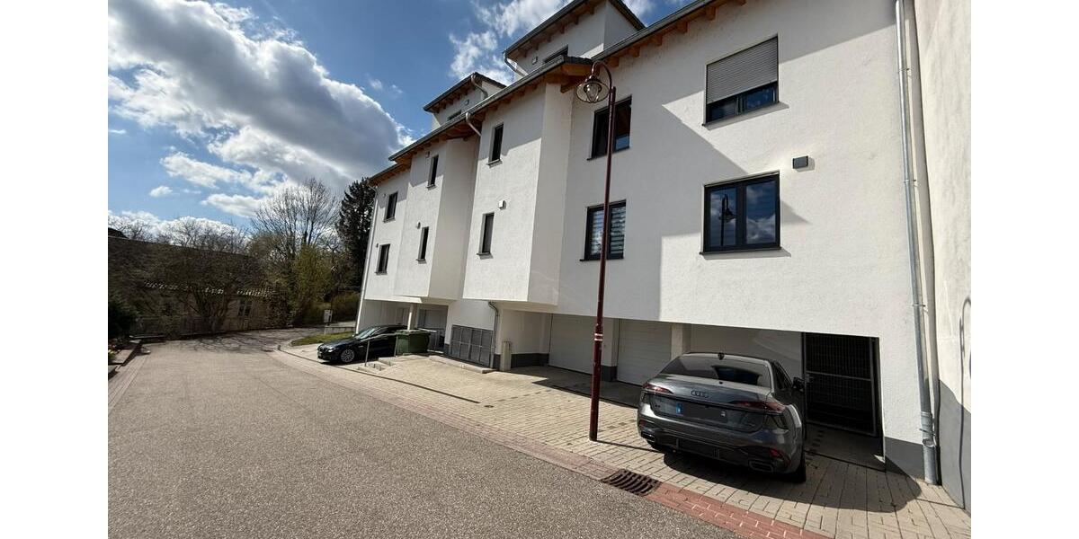 Dachgeschoßwohnung Sinsheim - 3 Zimmer, 87 m&sup2;, 417.500&euro; | Angebot:26564552
