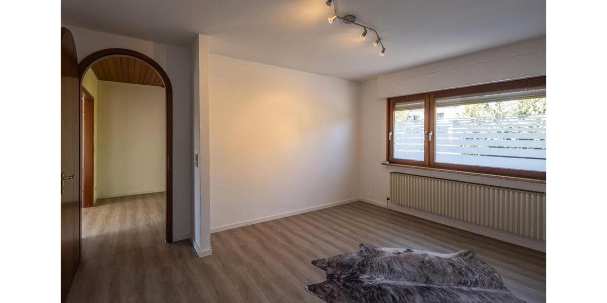 Einfamilienhaus Gundelsheim - 8 Zimmer, 260 m&sup2;, 585.000&euro; | Angebot:26916788