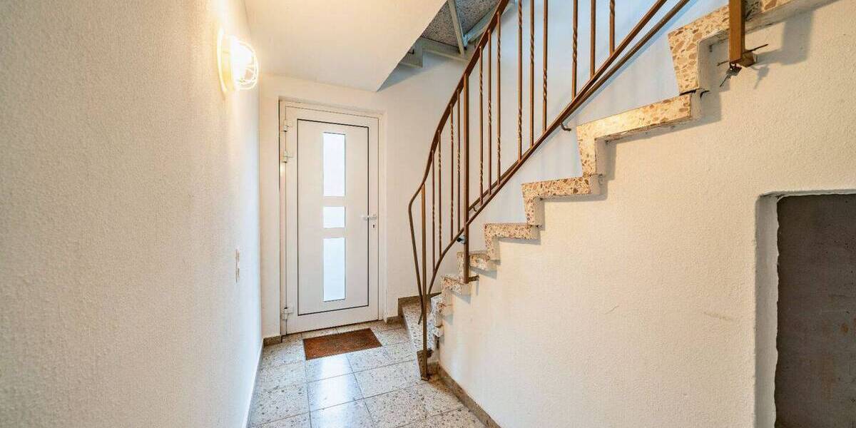 Reihenmittelhaus Sinsheim Hilsbach - 4 Zimmer, 255 m&sup2;, 249.000&euro; | Angebot:26672732