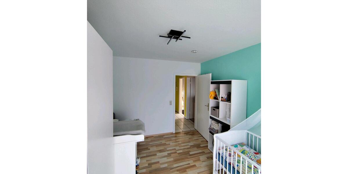 Dachgeschoßwohnung Neuenstadt am Kocher - 3 Zimmer, 77 m&sup2;, 235.000&euro; | Angebot:26638583