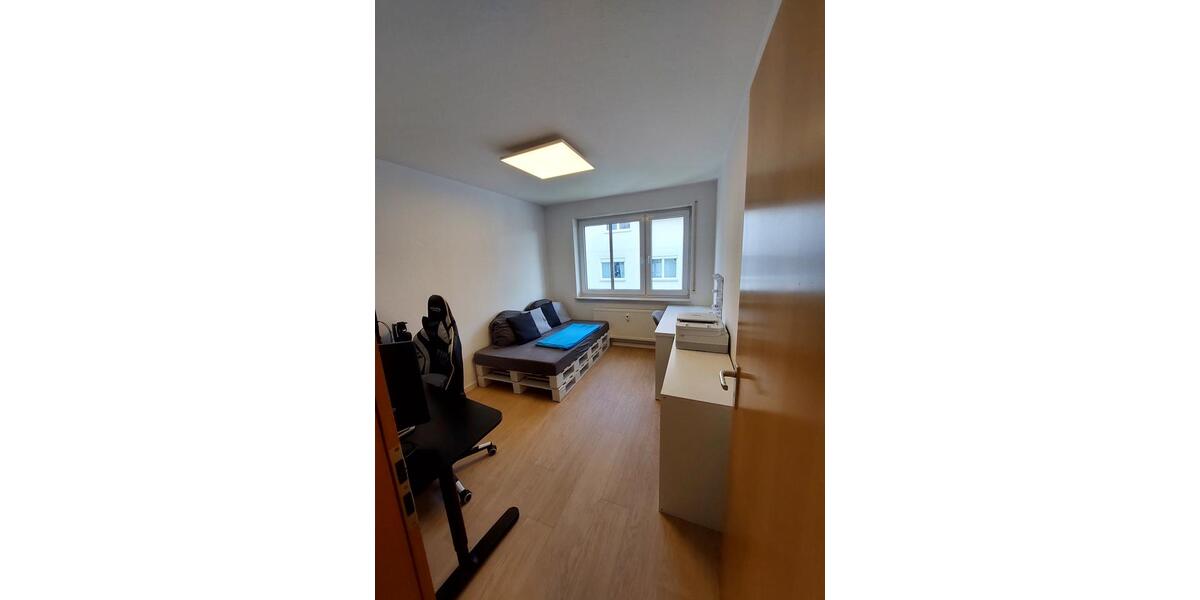Etagenwohnung Marbach am Neckar - 3 Zimmer, 73 m&sup2;, 1.050&euro; | Angebot:26300283