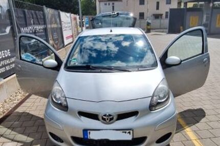 Toyota Aygo (X) 98.000 km 4.200 &euro; Ludwigsburg 71636