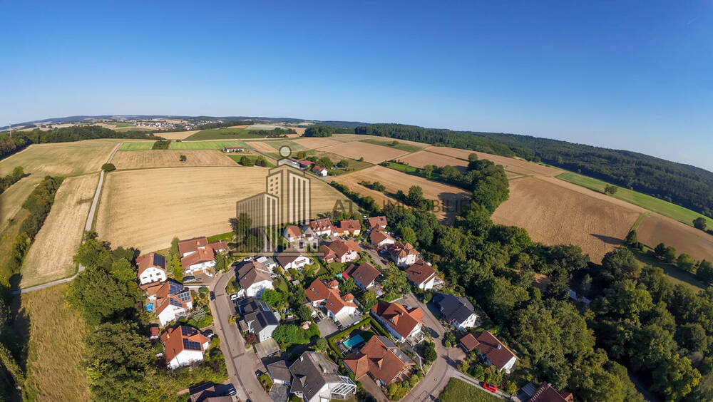 ATIK: Freistehendes Einfamilienhaus mit Schwimmteich und Gartenidylle - Ruhige Feldrandlage - Einfamilienhaus Waibstadt | Angebot:26267357