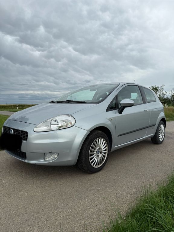 Fiat Punto 93.300 km 3.100 € Bietigheim Bissingen 74321