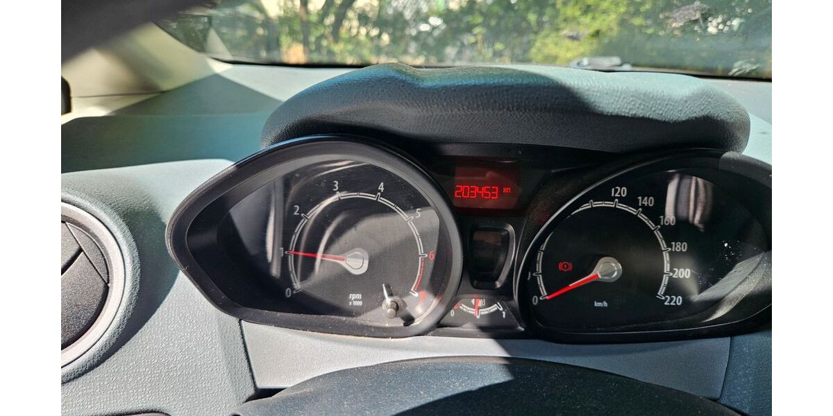 Ford Fiesta 200.000 km 2.590 &euro; Gemmingen 75050