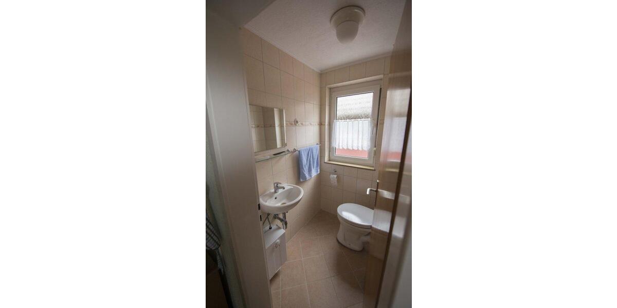 Einfamilienhaus Gundelsheim - 6 Zimmer, 130 m&sup2;, 320.000&euro; | Angebot:26763005