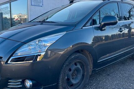 Peugeot 5008 110.000 km 2.450 &euro; Bad Rappenau OT Obergimpern 74906
