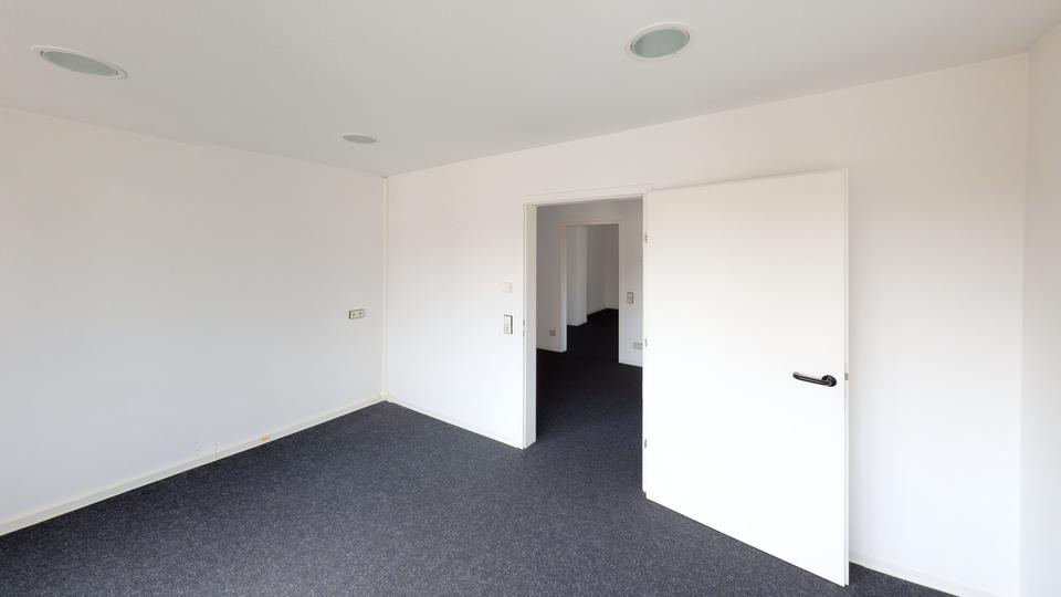 Gewerbeobjekt Brackenheim - 1.200&euro; | Angebot:18999277