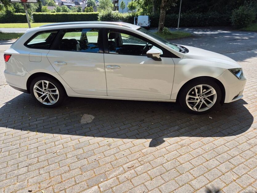 Seat Leon 167.600 km 8.300 € Forchtenberg 74670