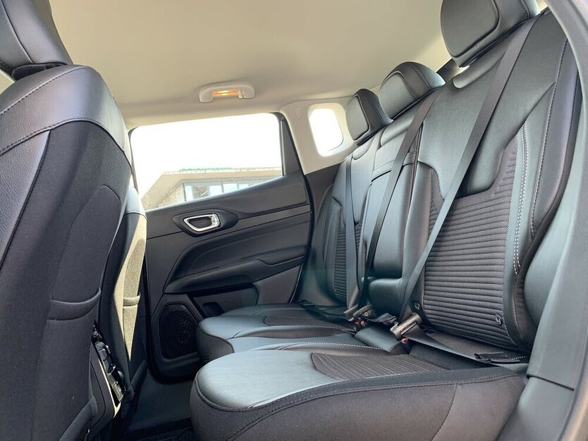 Compass 1.5 Mild-Hybrid Altitude Automatik