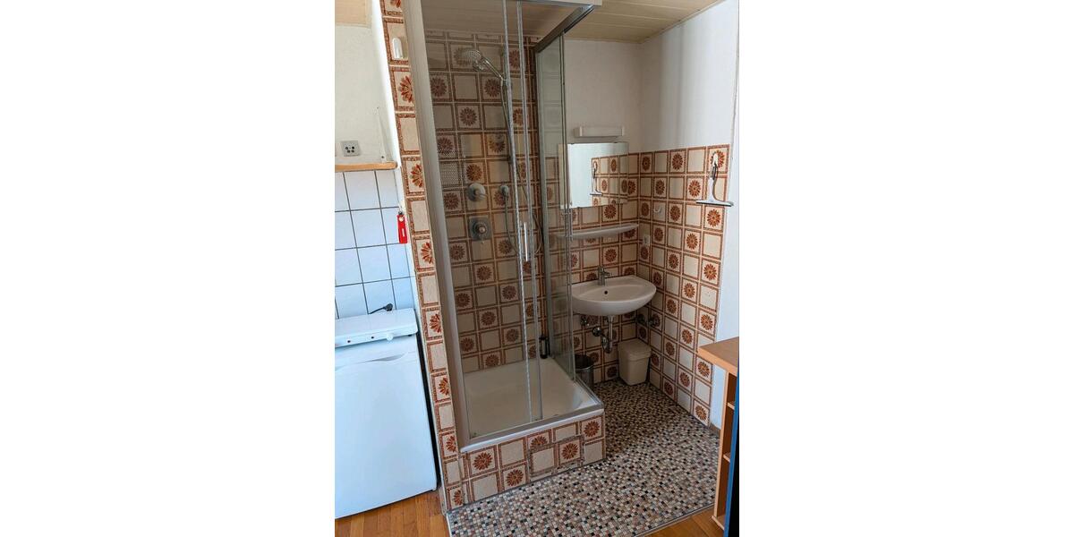 Etagenwohnung Mosbach - 1 Zimmer, 12 m&sup2;, 350&euro; | Angebot:26195036